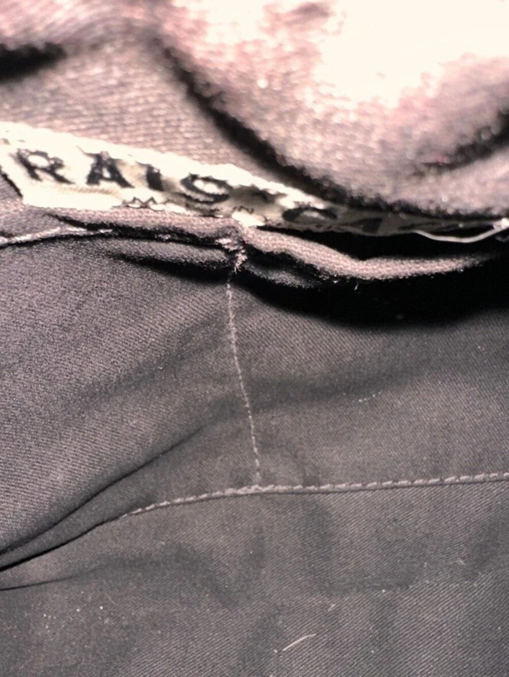 Rais Case brand rais